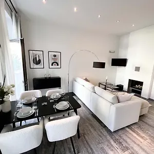 Focky Apartment