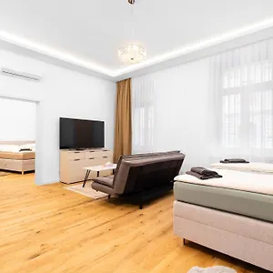 Le David 1020 Apartment